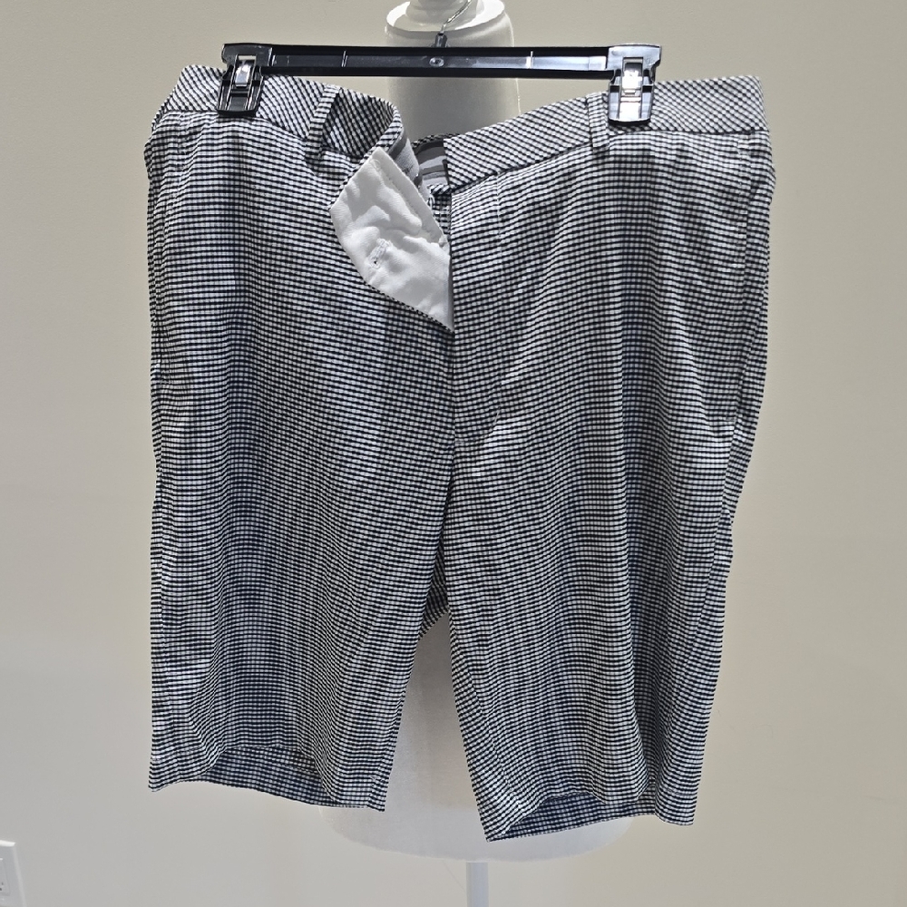 Walter Hagen Black and White Patterned Men's Shorts